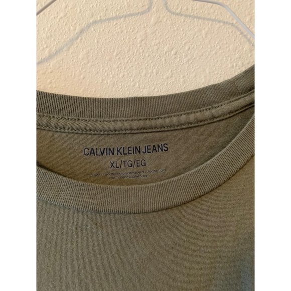 Men’s Calvin Klein Jeans Tee - Picture 3 of 4
